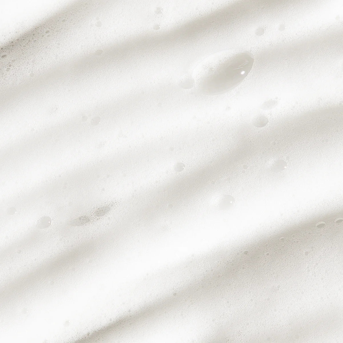 NUDA Cloudfoam Self Tanning Water Mousse Medium to Dark